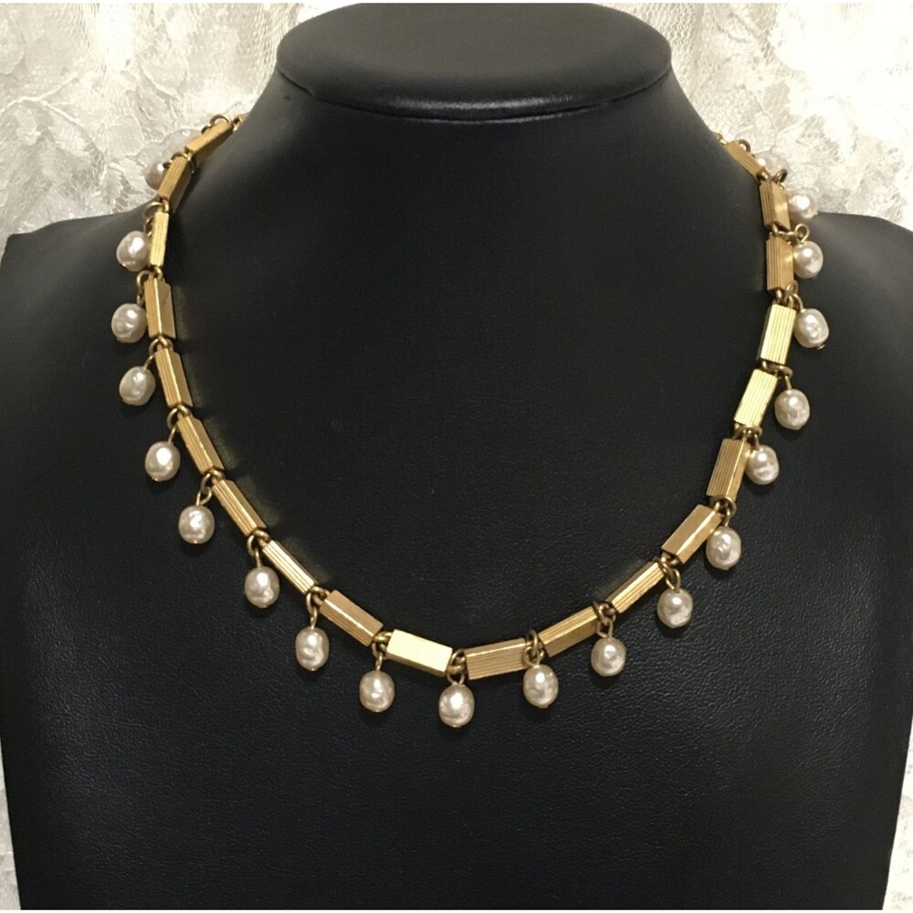 Vintage Miriam Haskell signed Gold Tone Chain and Faux Pearl Necklace Collar